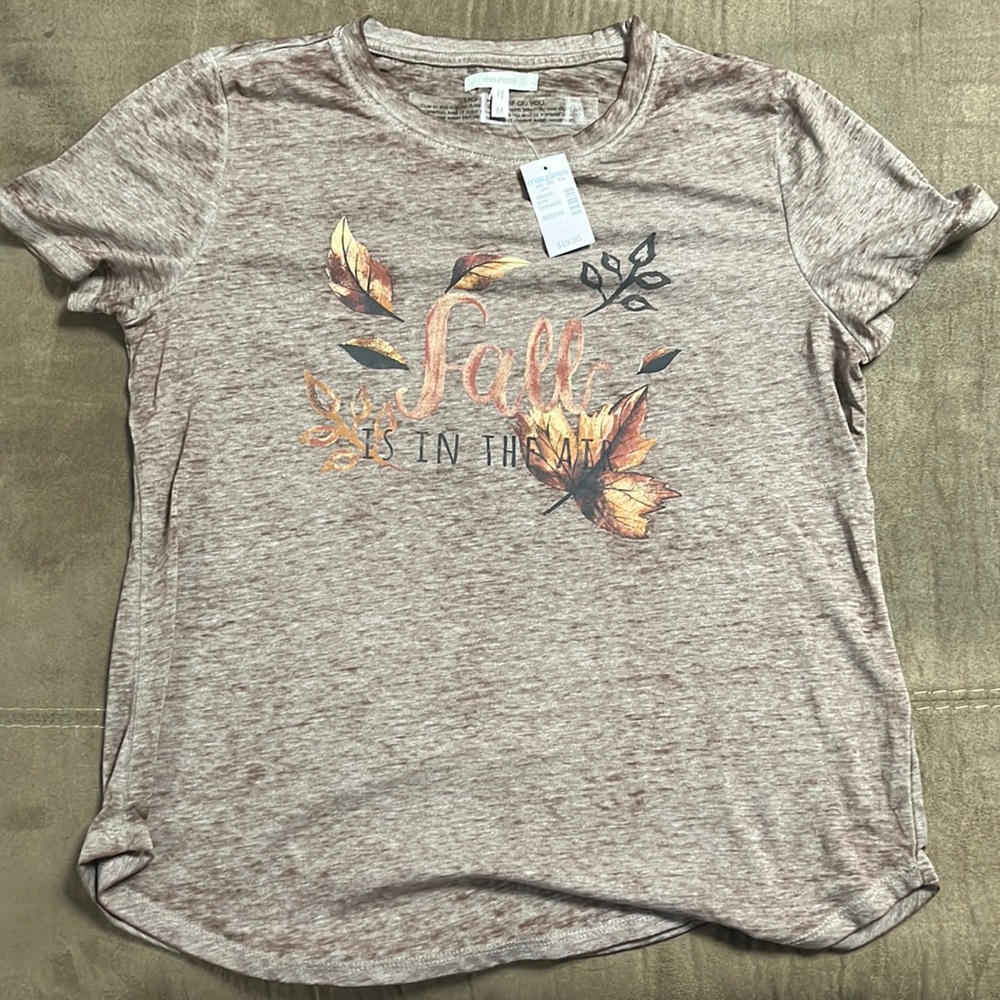 Maurices brand t shirt